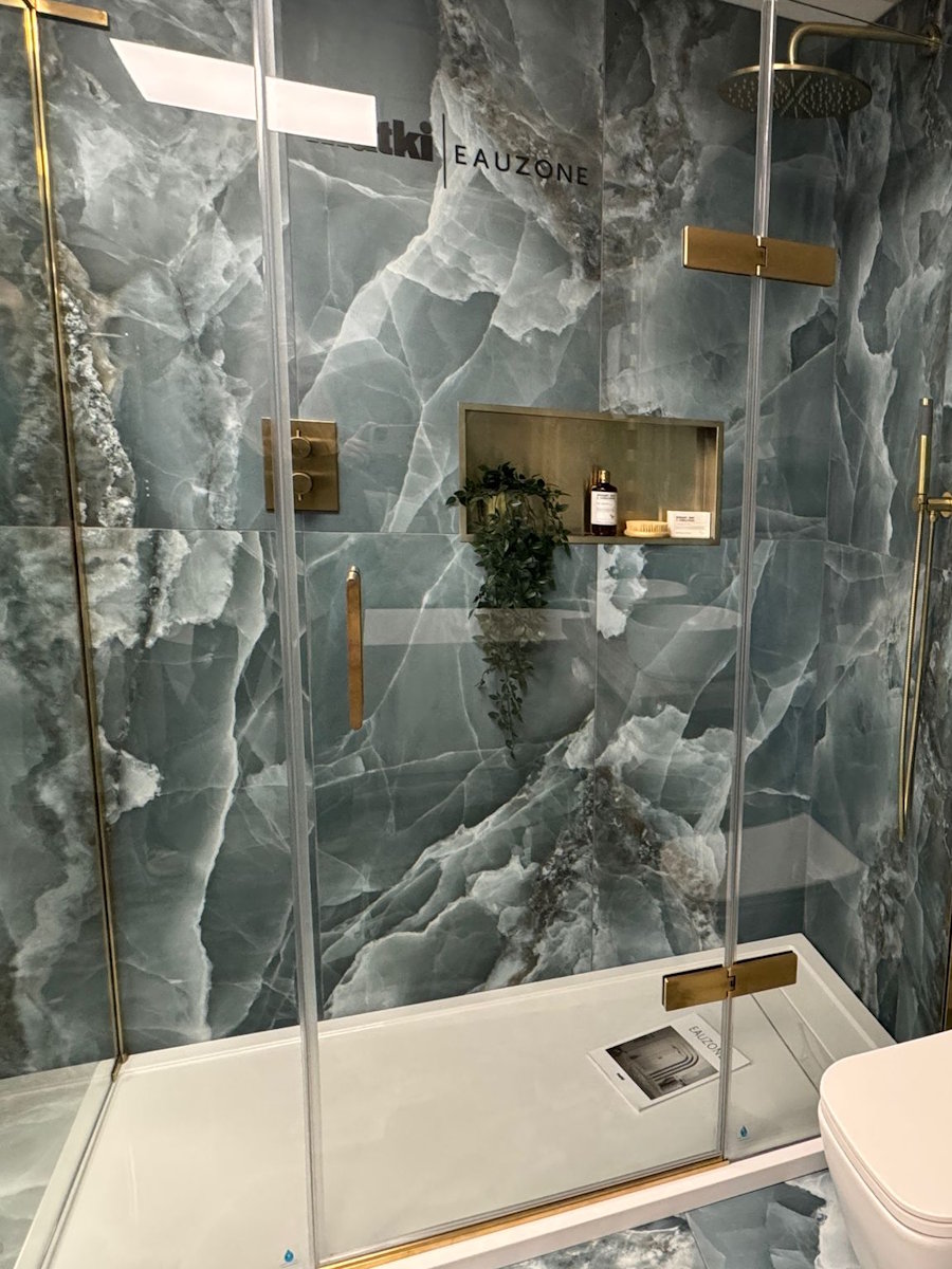 Showroom Mobile - 1